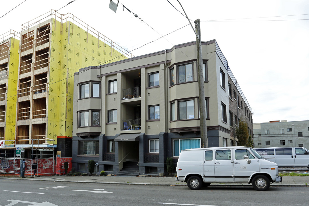 Uptowner in Seattle, WA - Foto de edificio