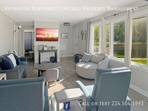 111 S Morgan Ave in Wheaton, IL - Building Photo - Building Photo