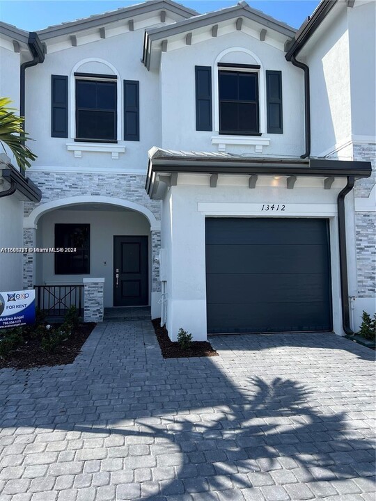 13412 SW 287th Ter in Homestead, FL - Building Photo