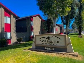 Casa Del Sol in San Bernardino, CA - Foto de edificio - Building Photo