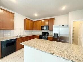 228 Bent Creek Dr in Hutto, TX - Building Photo - Building Photo