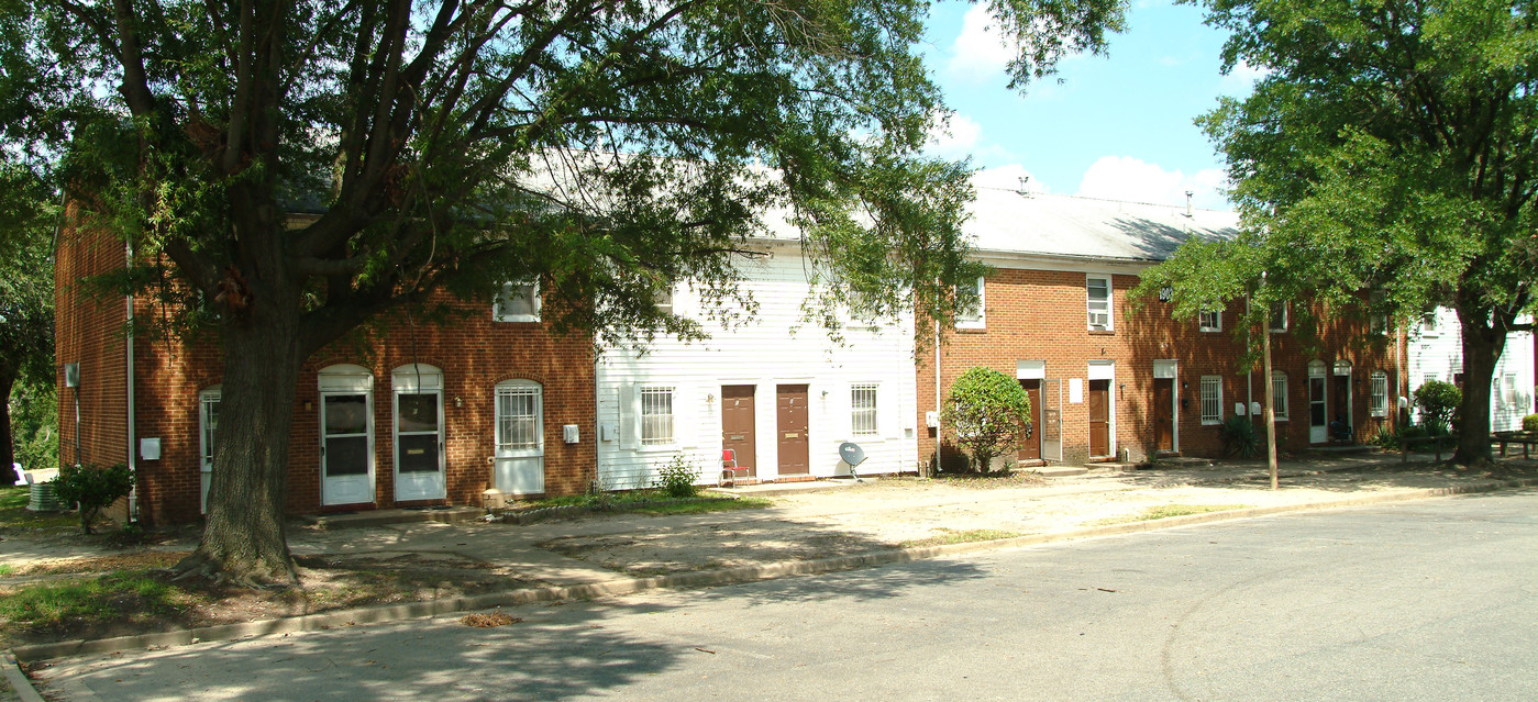 1900 Cedar St in Richmond, VA - Building Photo