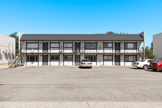 130 Masonic Ave in Redding, CA - Building Photo - Primary Photo