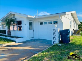 40 Beechwood Dr in Ormond Beach, FL - Building Photo