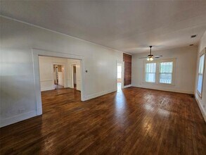 416 S 11th St in Garland, TX - Building Photo - Building Photo