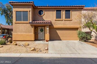 7500 E Deer Valley Rd in Scottsdale, AZ - Building Photo - Building Photo