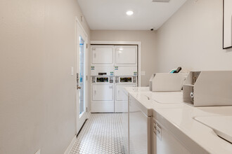 Sage Hill Apartment Homes in Austin, TX - Foto de edificio - Other