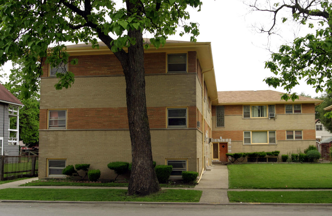 620-626 Bellwood Ave in Bellwood, IL - Building Photo