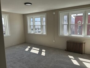 184 Main St in Nashua, NH - Foto de edificio - Building Photo