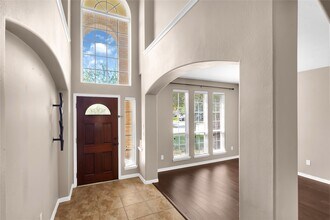 25525 Oakhurst Forest Dr in Porter, TX - Building Photo - Building Photo