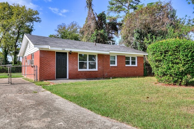 property at 128 E Hall St