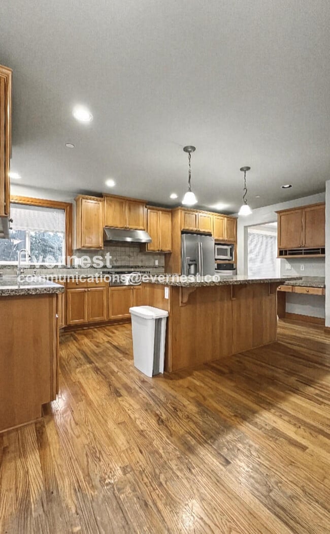 18822 1st Ave NW in Shoreline, WA - Building Photo - Building Photo