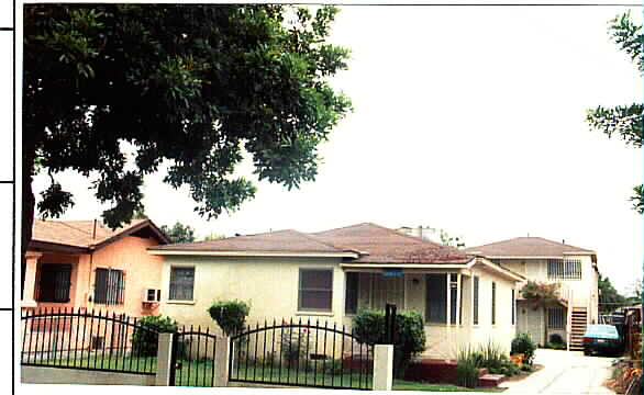 6131 King Ave in Maywood, CA - Building Photo - Building Photo