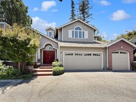 451 Bryant Ave in Mountain View, CA - Building Photo
