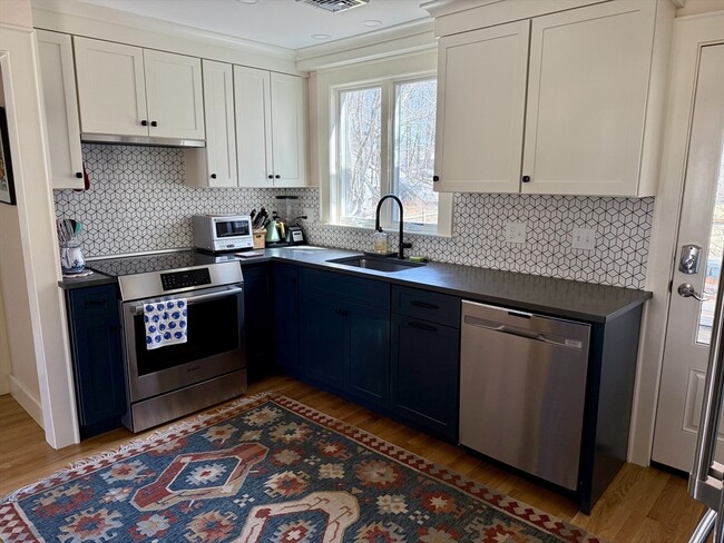 38 Delano Park, Unit 38 in Boston, MA - Foto de edificio - Building Photo