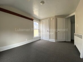 415-417 W Oak Dr in Decatur, MI - Building Photo - Building Photo