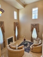 11871 Mahogany Dr in Garden Grove, CA - Building Photo - Building Photo