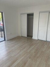 2498 SW 17th Ave in Miami, FL - Building Photo - Building Photo