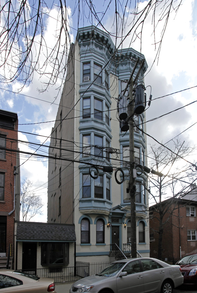 219 Park Ave in Hoboken, NJ - Building Photo - Building Photo