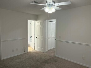 25500 Cockleshell Dr in Bonita Springs, FL - Building Photo - Building Photo