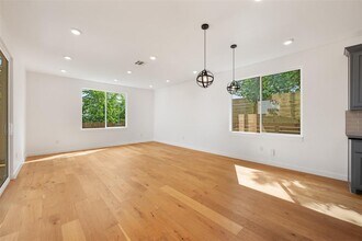 1706 Redd St in Austin, TX - Building Photo - Building Photo