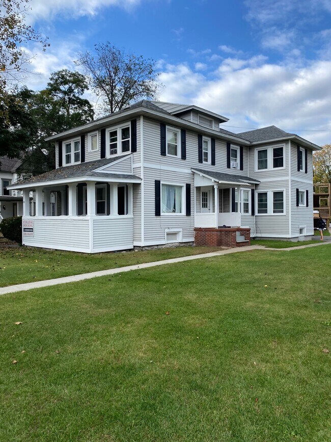 80 Broad St Apartments and Nearby Plattsburgh Apartments For Rent