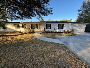 4044 Friendship Rd in Buford, GA - Building Photo - Building Photo