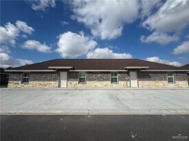 18 Mile 14 1/2 N in Weslaco, TX - Building Photo