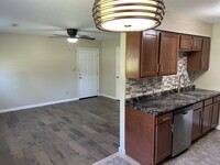 2560 Lisa Dr, Unit 2 photo'