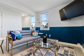176 Shore Rd, Unit 721-B1 in Clinton, CT - Building Photo - Building Photo