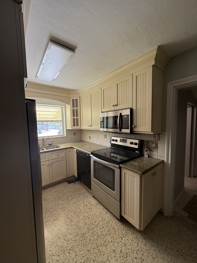 2929 Patterson Ave, Unit 1