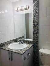 2615 Polk St-Unit -23 in Hollywood, FL - Building Photo - Building Photo