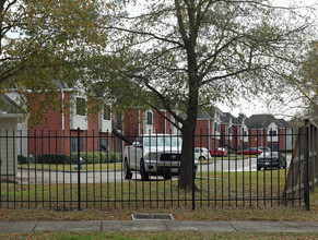 Wood Bayou Apartments in Houston, TX - Building Photo - Building Photo