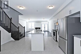 1477 Blackmore St in Innisfil, ON - Building Photo - Building Photo