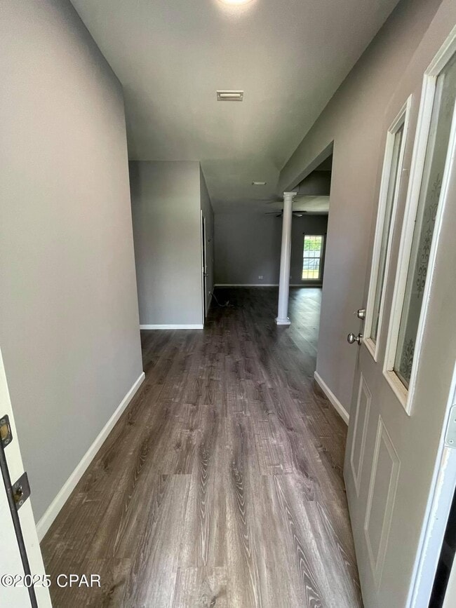 245 Woodlawn Ct in Panama City Beach, FL - Foto de edificio - Building Photo