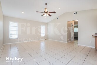 27065 Formosa Dr, Unit M02B in Punta Gorda, FL - Building Photo - Building Photo