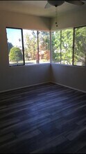 11702 Crenshaw Blvd, Unit D in Inglewood, CA - Foto de edificio - Building Photo