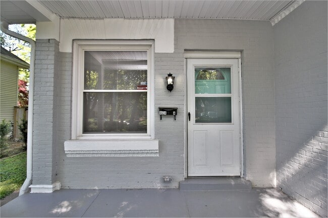 4634 Southcrest Dr, Unit Southcrest Dr. in Louisville, KY - Foto de edificio - Building Photo