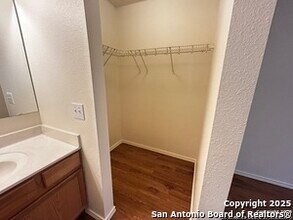 7351 Golf Vista Blvd in San Antonio, TX - Building Photo - Building Photo