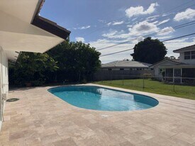 2030 Bonnie St in Boca Raton, FL - Building Photo