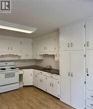 52 Walter St in Kitchener, ON - Building Photo - Building Photo