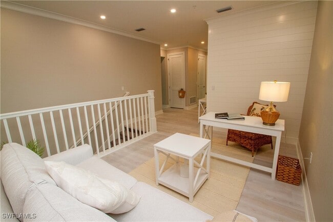 property at 251 Indies Dr E