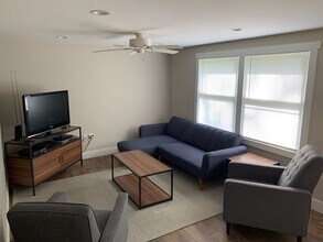 22 Greeley St, Unit 3 bed 1 bath in Asheville, NC - Building Photo - Building Photo