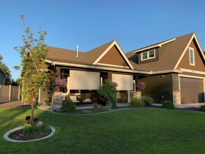 5317 S Osprey Heights Dr in Spokane, WA - Building Photo - Building Photo
