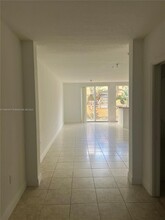 107 Mendoza Ave, Unit 2 in Coral Gables, FL - Building Photo - Building Photo