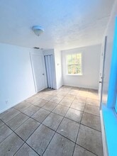 804 Ridgewood Dr in West Palm Beach, FL - Building Photo - Building Photo