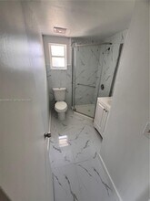 1329 SW 75th Ave in Miami, FL - Building Photo - Building Photo