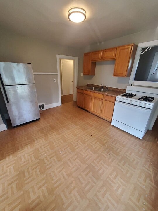335 Luedtke Ave in Racine, WI - Building Photo