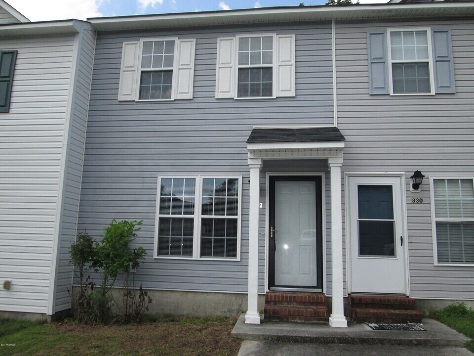 332 Bracken Pl Photo