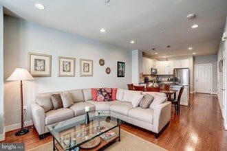 2007 Richmond Hwy in Alexandria, VA - Building Photo - Building Photo